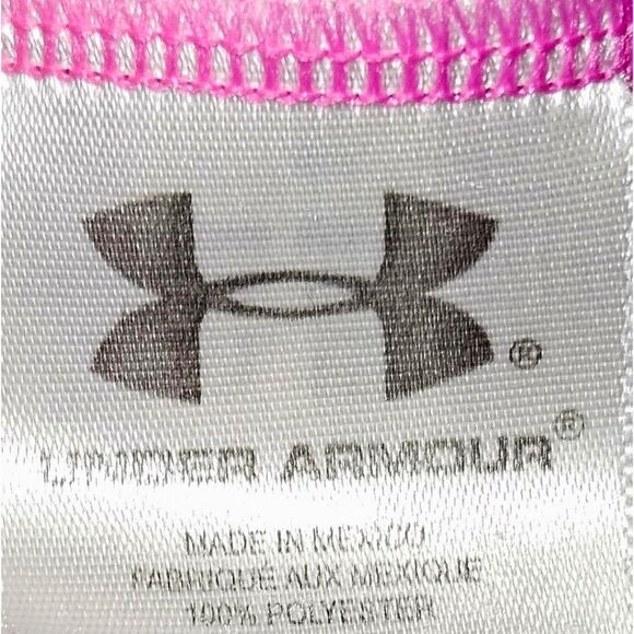 UNDER ARMOUR Women's Athletic Top with 🥵 heat gear. - Picture 10 of 14
